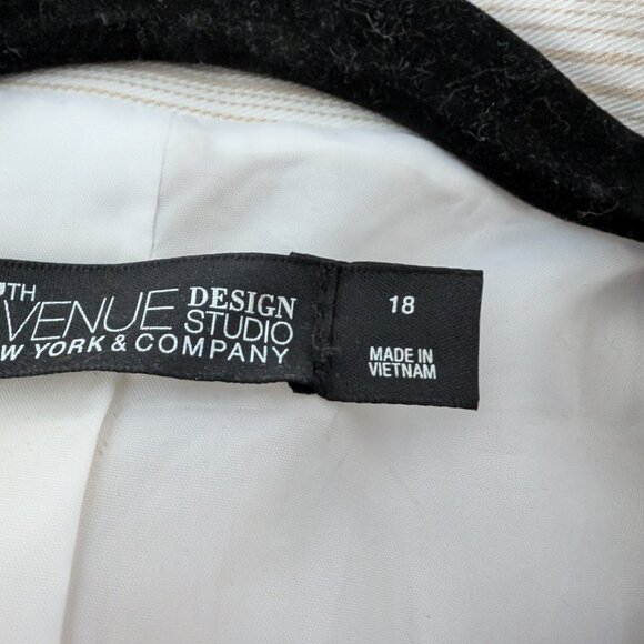 7th Avenue Design Studio NY and Company Pants Suit size 18 - Picture 2 of 3